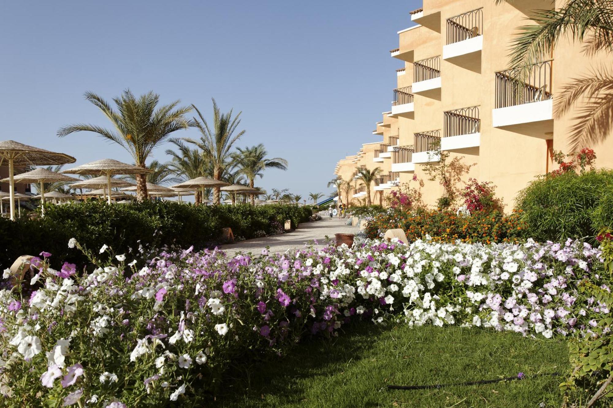 Three Corners Sunny Beach Resort フルガダ エクステリア 写真
